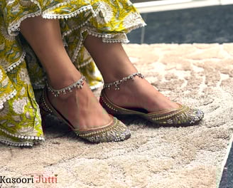 royal touch punjabi jutti