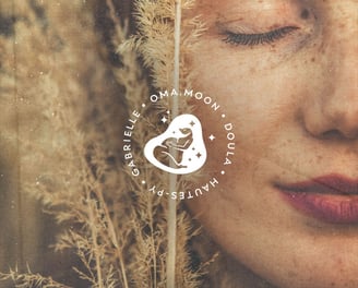 visuel omamoon doula
