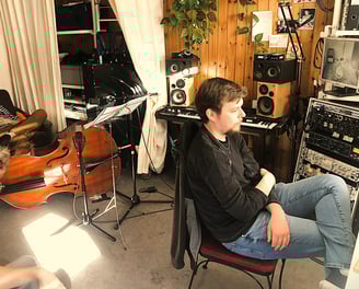 Artistes dans la régie du Fil's HOUSE Studio