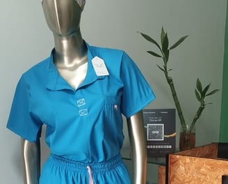 uniforme azul