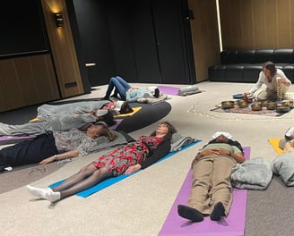 activité QVT cohésion d'équipe relaxation en milieu professionnel prévention burn out psycho sociaux