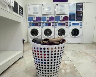 Lavanderia em Betim - Roupas, Edredons e Cobertas 📍 Endereço: Rua Marques de Pombal, 834, Bairro Alterosa, Betim 🧺 Serviç