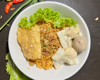 Mie Komplit YAMIN