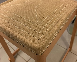 garniture traditionnelle de fauteuil 