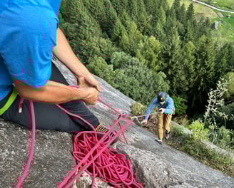 Self rescue for rock climbers