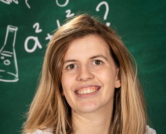 Madame Pauline, institutrice maternelle