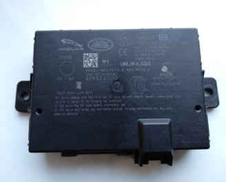 Jaguar Land Rover and Ranger Rover new KVM control module