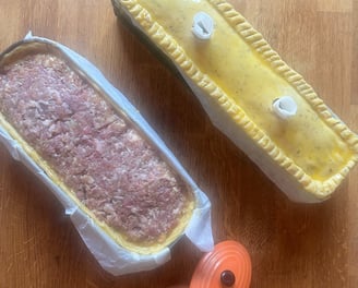 a meatloafy pie crust pie with a pie crust