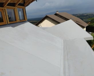 Toit, étanchéité membrane PVC