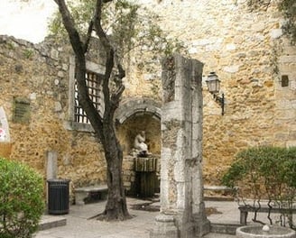 Lisbon - An interior courtyard on the 3rd level of Saint George Castle