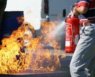 Formations incendie de manipulation extincteurs en entreprise