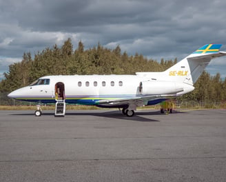 An image of a hwaker 800xp on the tarmac