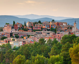 Luberon village Roussillon ochre