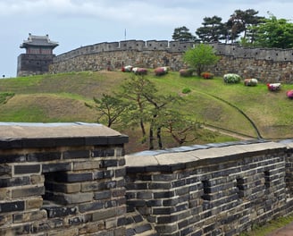 Hwaseong Fortress wall and guard pavilion