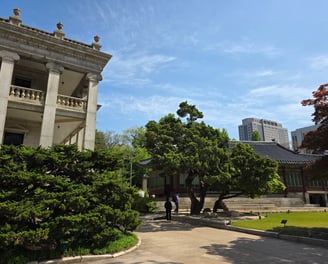 Seokjojeon Hall and Jeukjodang
