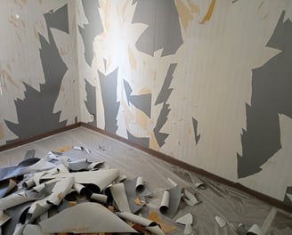 Isolation et peinture des murs d'un appartement pour améliorer la DPE à Bordeaux centre
