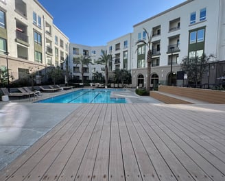 luxury apartment pool deck