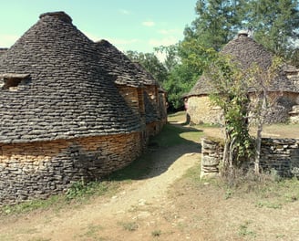 Borie traditionnelle à la Ferme du Breuil, typique de la région de la Dordogne