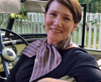 Bernina The Hepburn Scarf