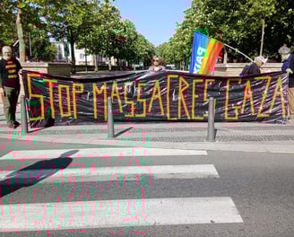 Banderole stop massacre à Gaza