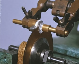 Shambh's Diamond Cutting Machine