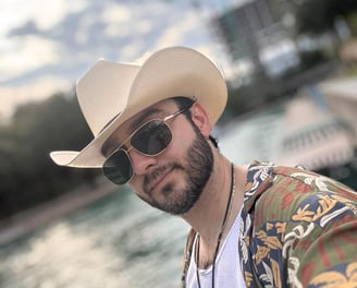 Lalo Ayala graba su disco Versión & Pasión