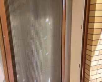 Plisuotas tinklelis nuo uodų