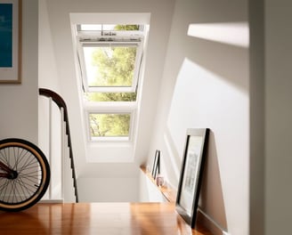 Nettoyage de Velux en hauteur réalisé avec des équipements sécurisés