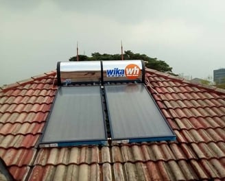 Service Water Heater Tenaga Surya