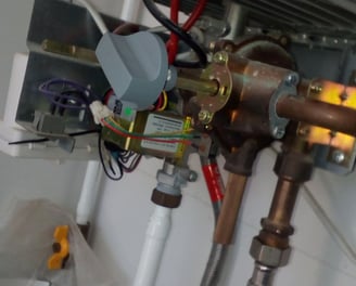 Service Pemanas Air Gas