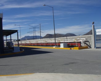 Etiquetas de Vinil Adherible para señalización de tuberías conduciendo Fluidos