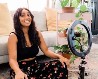 woman youtuber