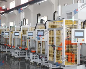 全自动车轴装配线-高精度工业机器人操作	Konson Axle Assembly Line Solutions