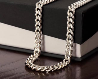 a chain link link chain link chain link chain link link chain link chain link link
