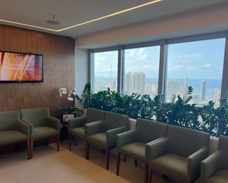 Melhore a Experiência de sua Sala de Espera com Serviços de TV Personalizada