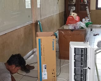Pemasangan AC Daikin