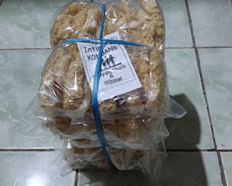 INTIP KERAK NASI DENGAN BAHAN PILIHAN