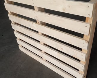 Custom wooden pallets tailored to specific transportation needs