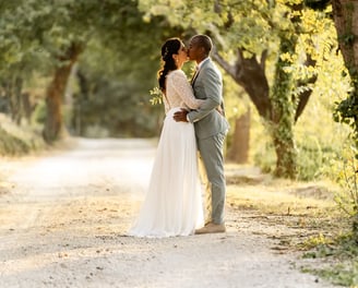 Editorial fine art photo of newlyweds kissing — Bonjour Mrs Bride, South of France
