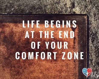 life-begins-at-the-end-of-your-comfort-zone-motivational-quotes-dilsebatein-19