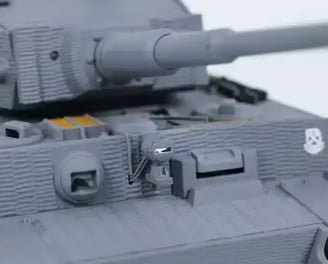 Detalles del tanque Tiger a control remoto
