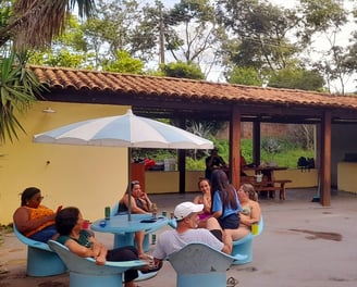 Espaço de churrasco para festas e reuniões