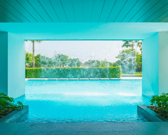 Piscina revestida con microcemento especial para piscinas