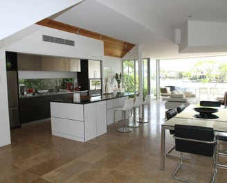 Belle rénovation énergétique montrant un intérieur très cosy