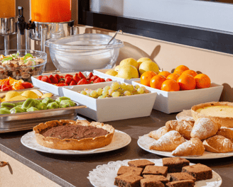 Colazione Hotel Italia, sbrisolona, dolci tipici, colazione salata, tenerina
