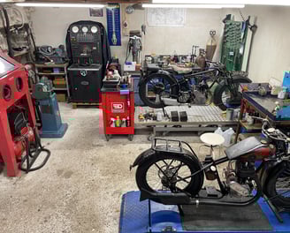 restauration moto ancienne atelier