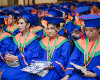 WISUDA KE XII STIKES NUSANTARA