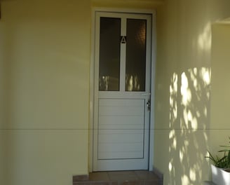 Entrance of Nakou's Hosue Liopraso Trikala vacation 