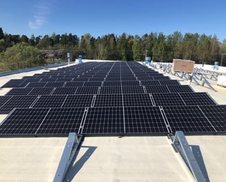 aurinkosähköjärjestelmä