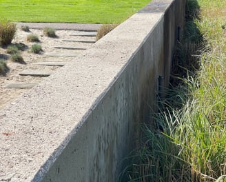 "Reinigen van betonelementen door Senpro BV"
